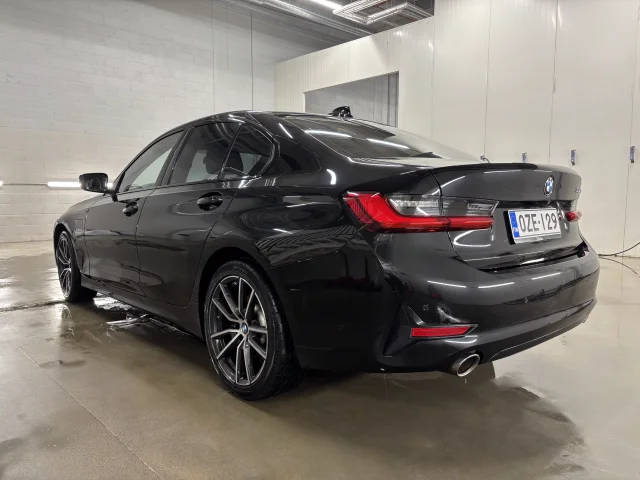 Image of BMW 330 330e 215kW