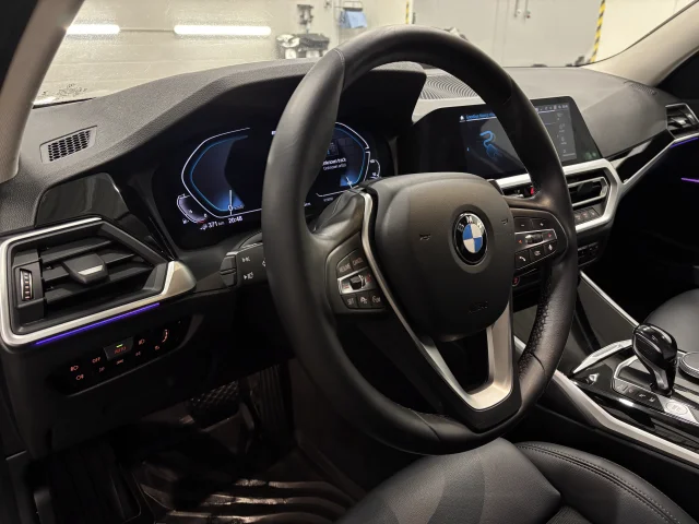 Image of BMW 330 330e 215kW