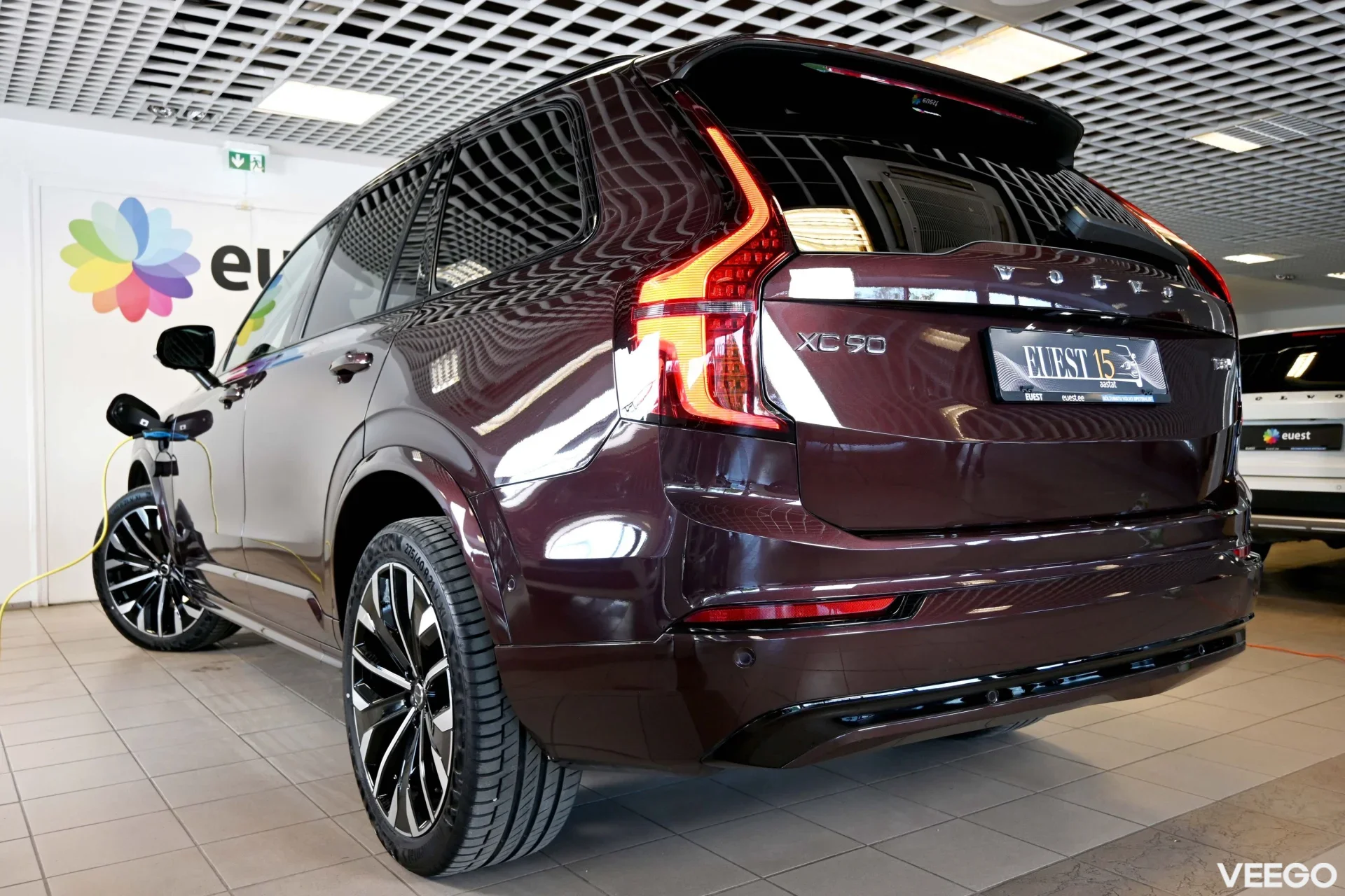 Volvo XC90 AWD H&K DARK 7 XENIUM INTELLI SAFE FACELIFT 2 335kW