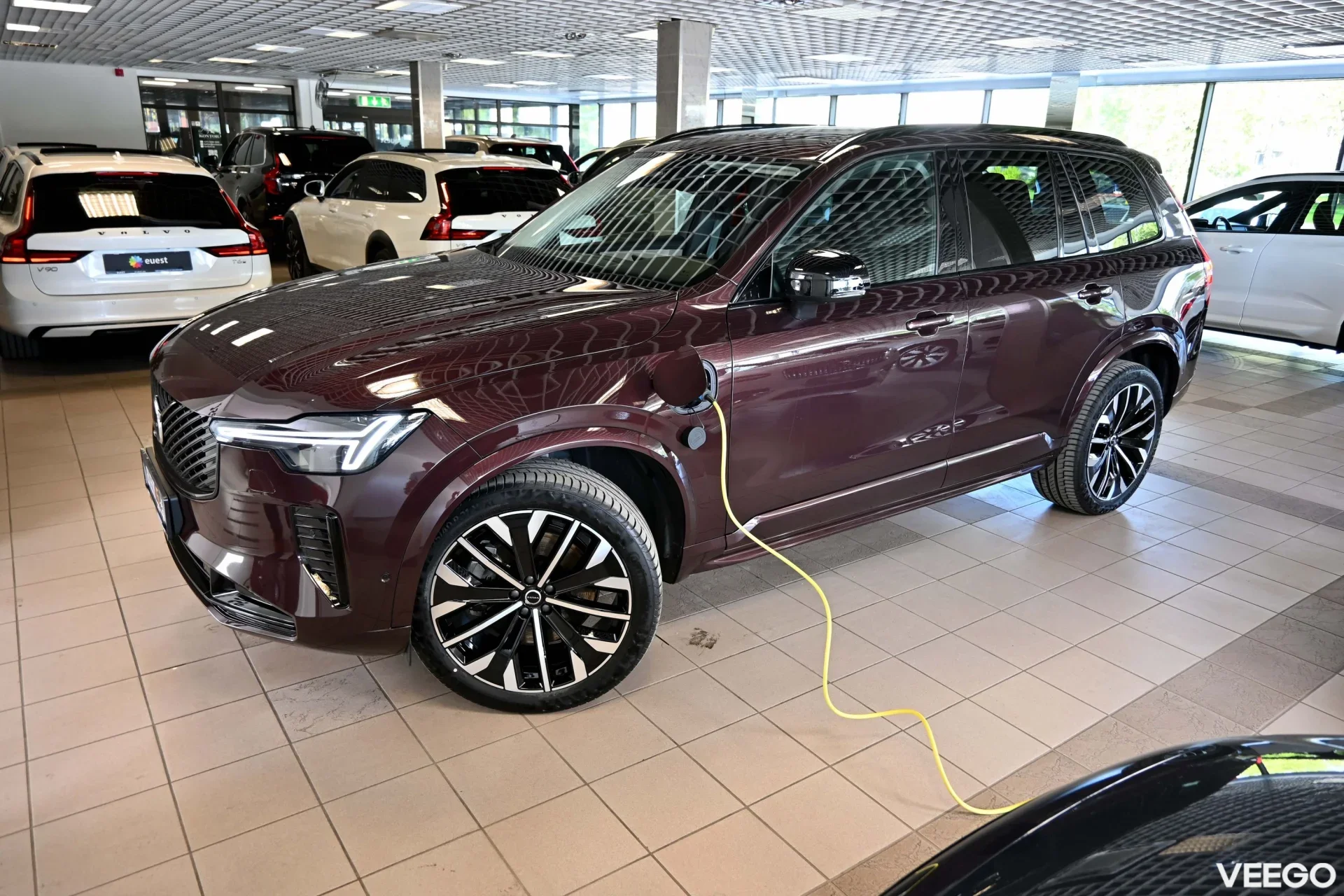 Volvo XC90 AWD H&K DARK 7 XENIUM INTELLI SAFE FACELIFT 2 335kW