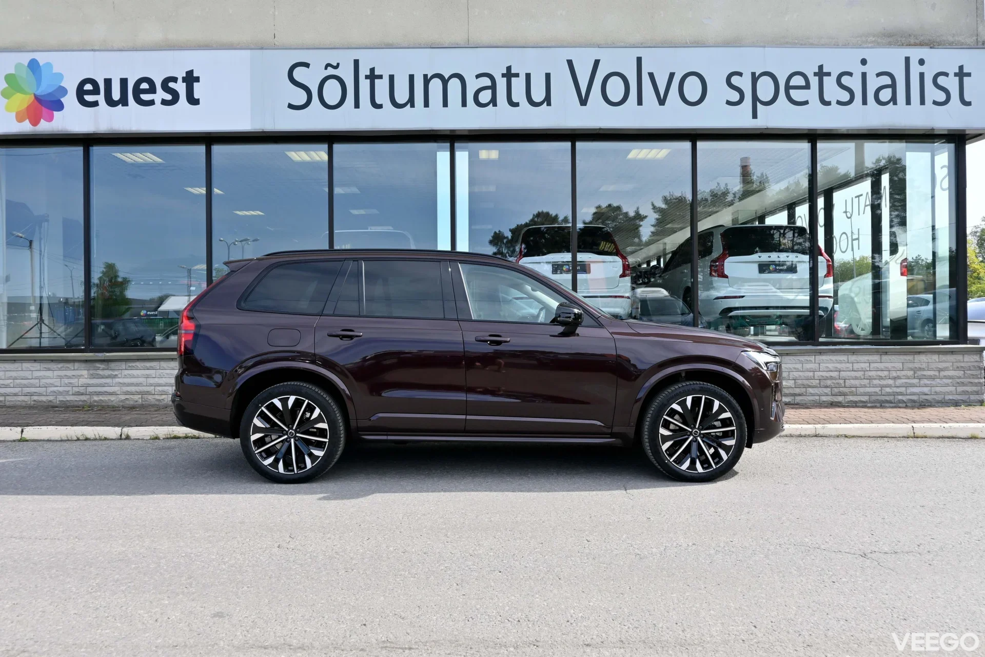 Volvo XC90 AWD H&K DARK 7 XENIUM INTELLI SAFE FACELIFT 2 335kW