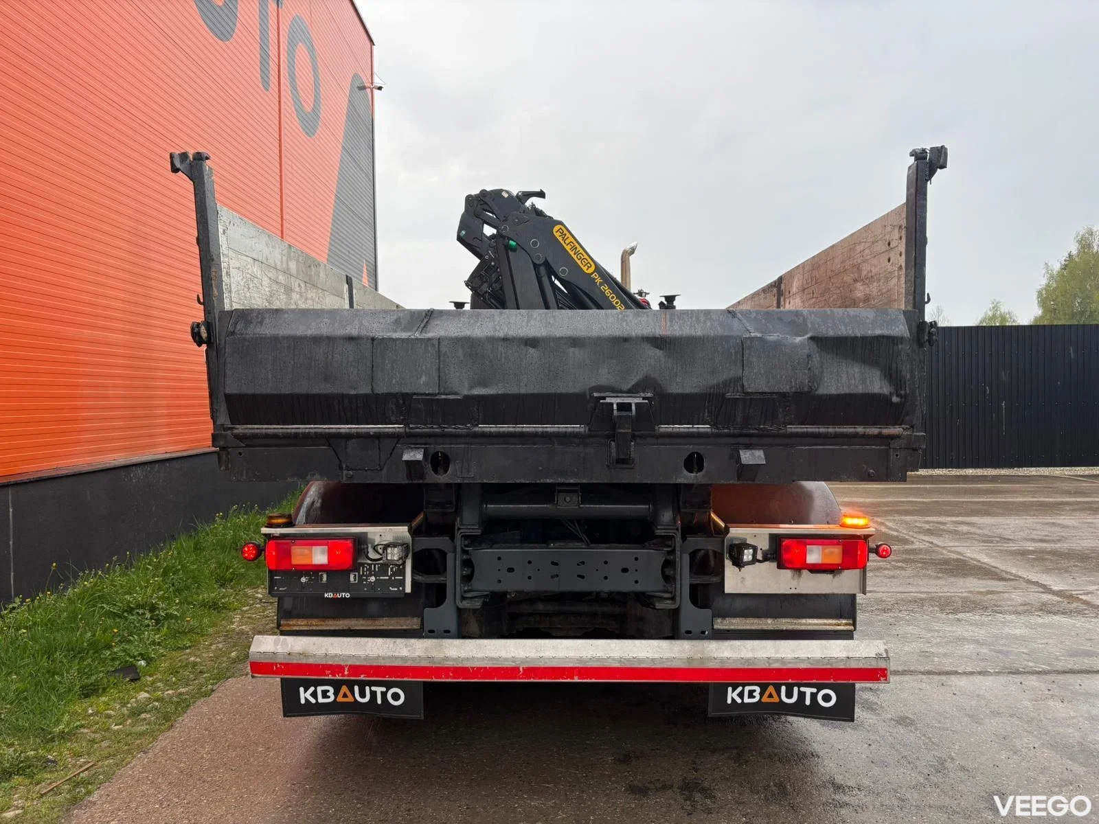 Volvo FM PK 26002 + JIB / BOX L=5556 mm 460kW