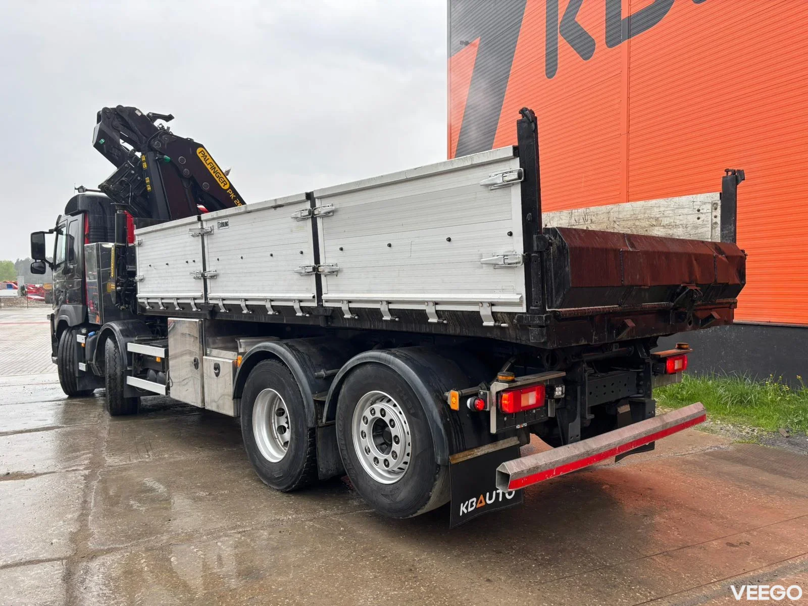 Volvo FM PK 26002 + JIB / BOX L=5556 mm 460kW