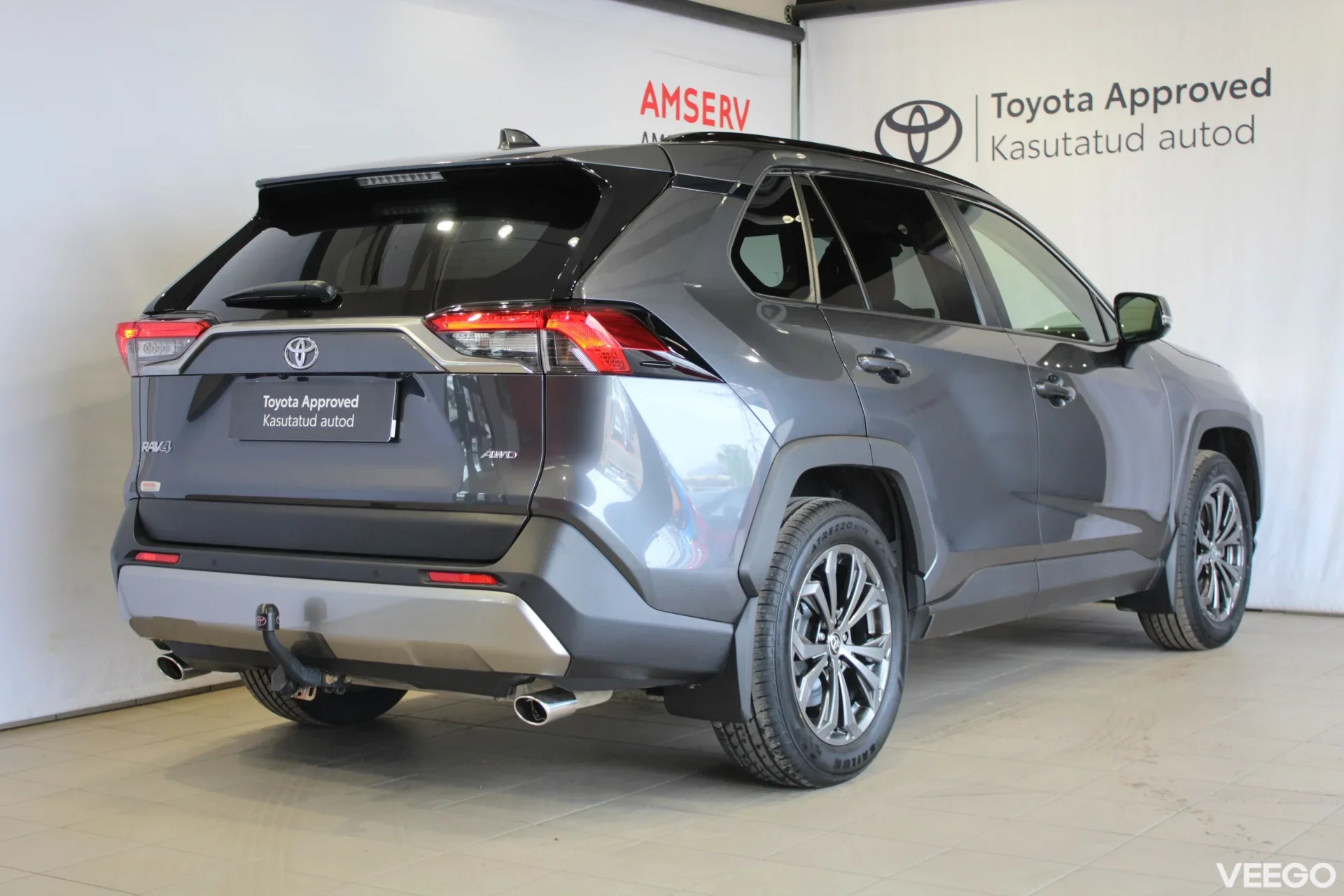 Toyota RAV4 Luxury Plus AWD 2 129kW