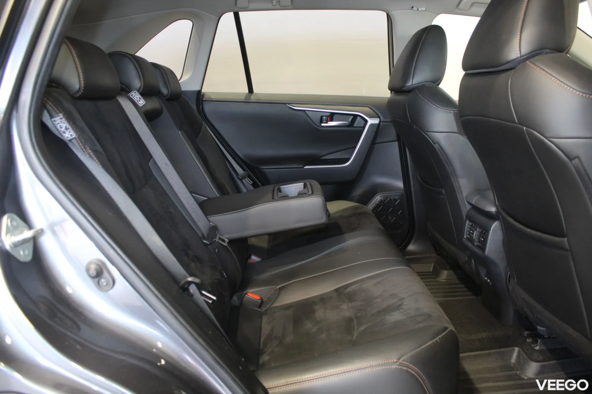 Toyota RAV4 Luxury Plus AWD 2 129kW