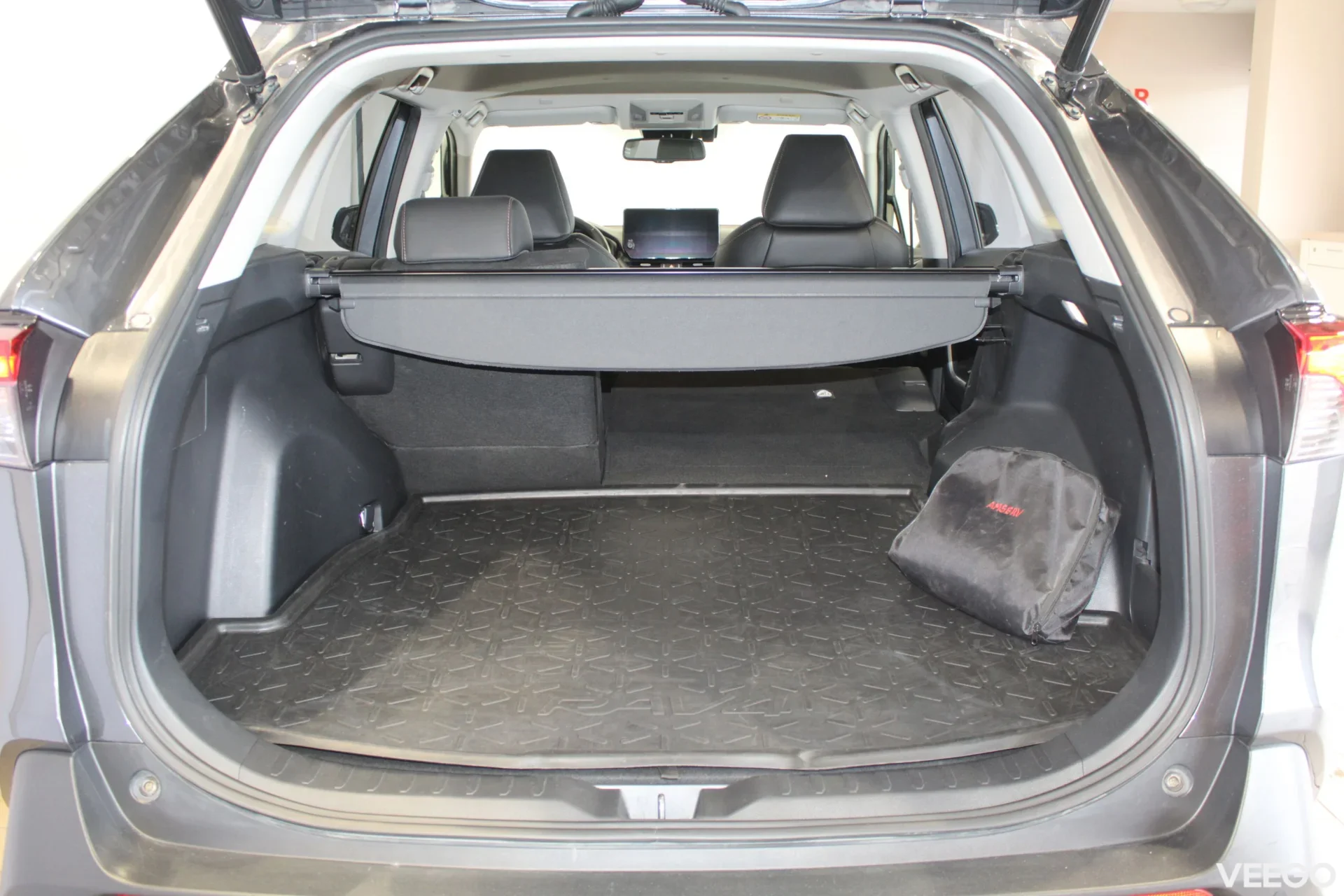 Toyota RAV4 Luxury Plus AWD 2 129kW
