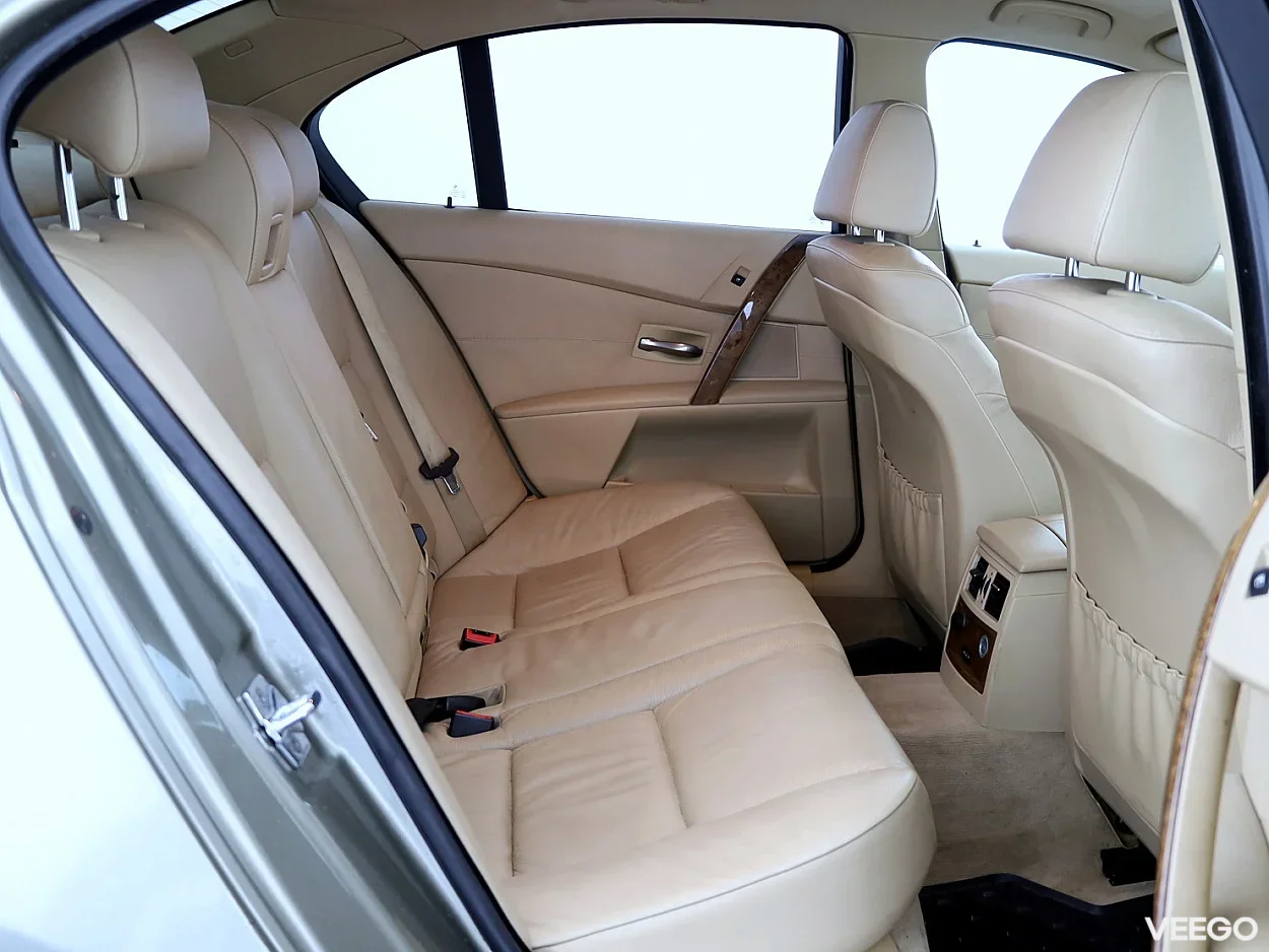 BMW 525 2.5 161kW