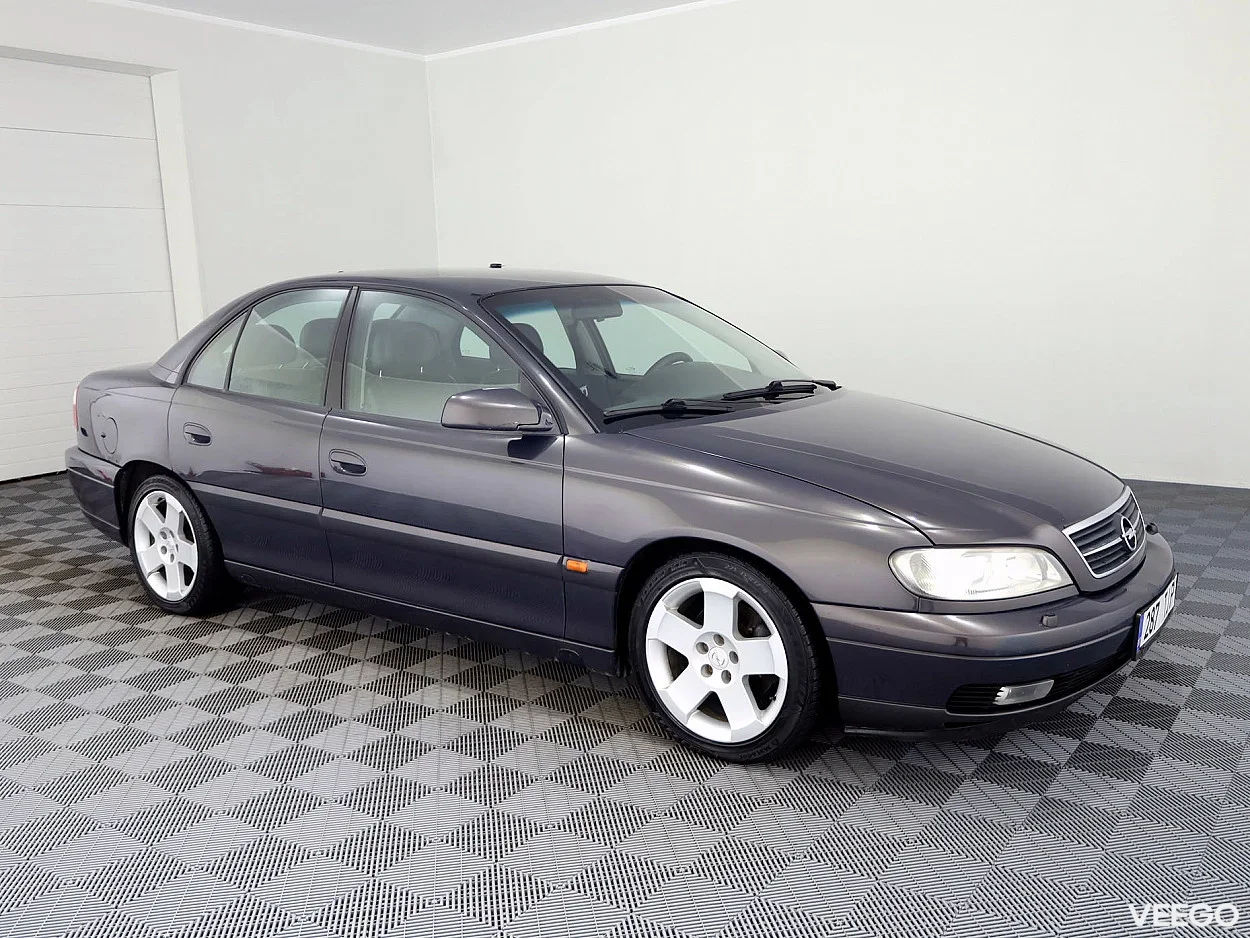 Opel Omega 3.0 155kW