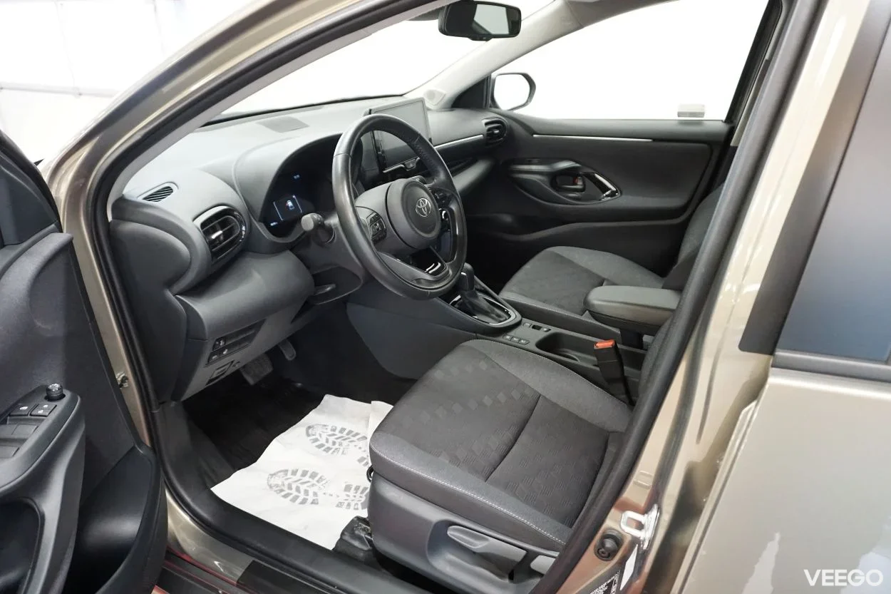 Toyota Yaris Active Plus 1.5 68kW