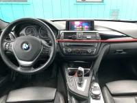 BMW 320 2.0 135kW thumbnail