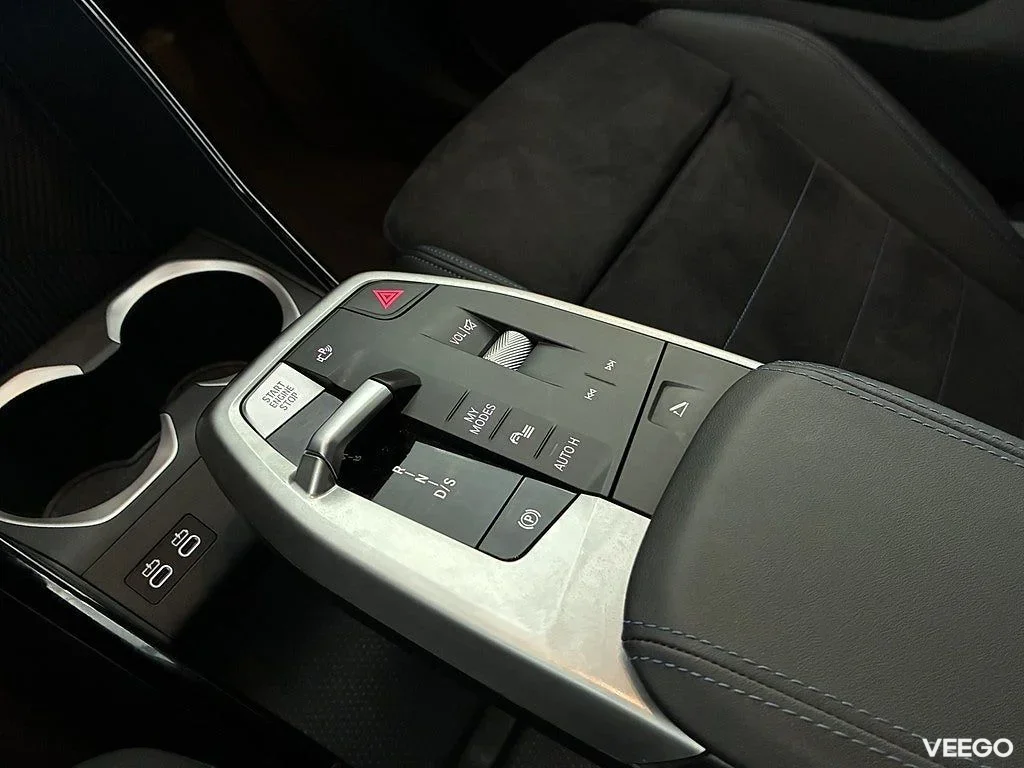 BMW X1 sDrive18i 4,95 ränta M Sport Drag Rattvärme Sportstolar