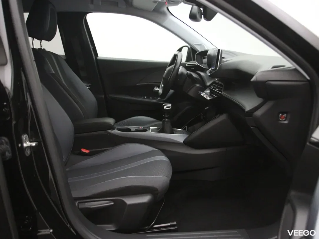Peugeot 2008 1.5 75kW