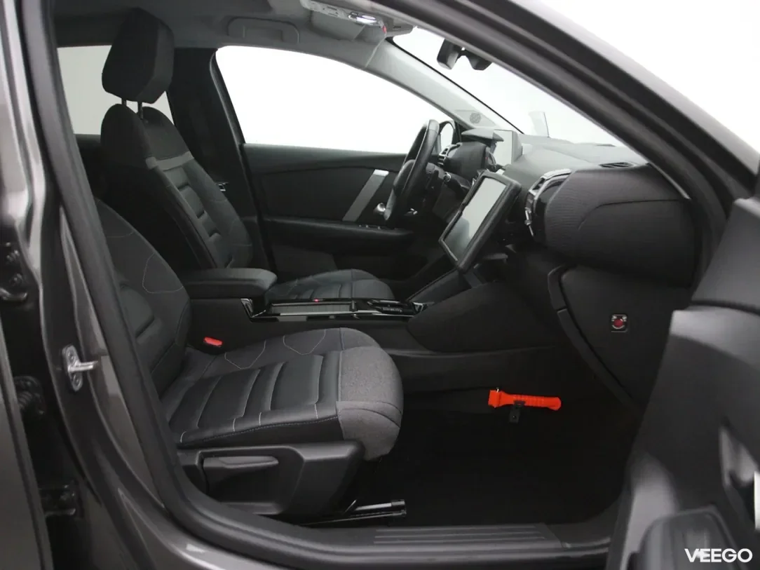 Citroen C4 1.2 114kW