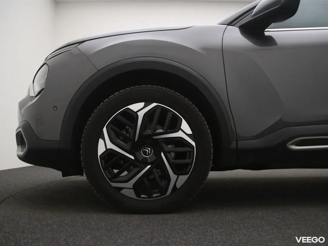 Citroen C4 1.2 114kW
