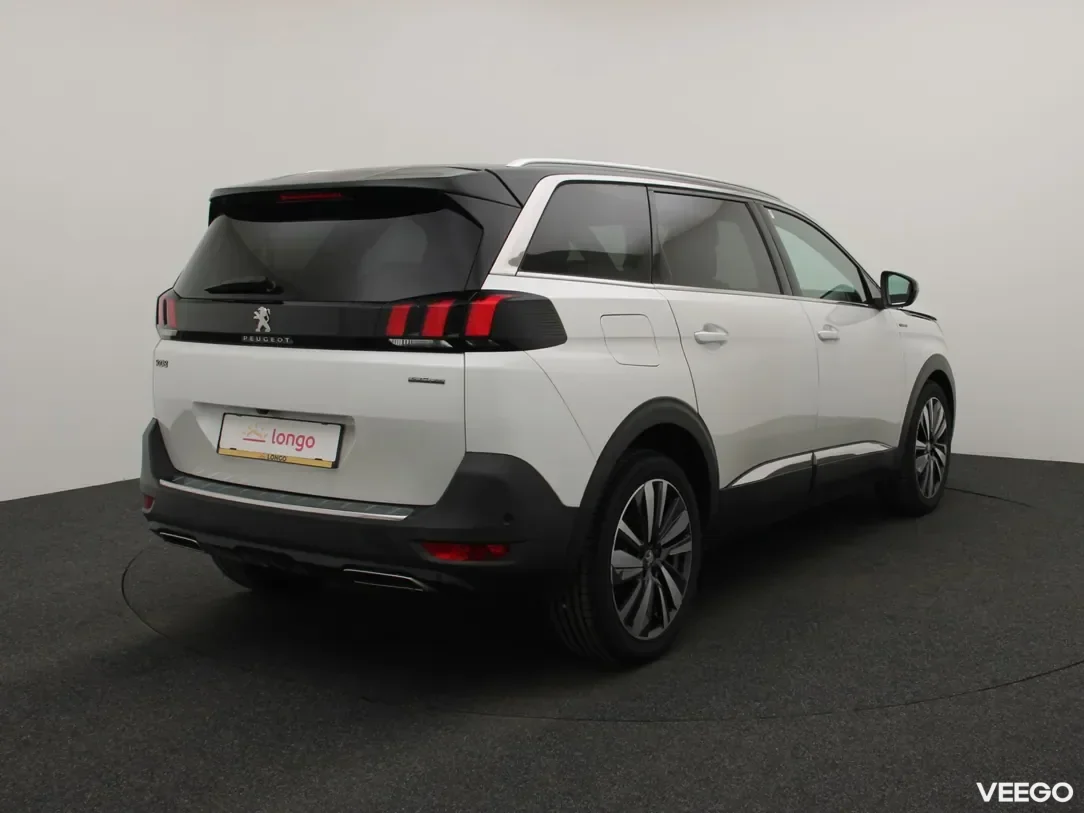 Peugeot 5008 1.2 96kW