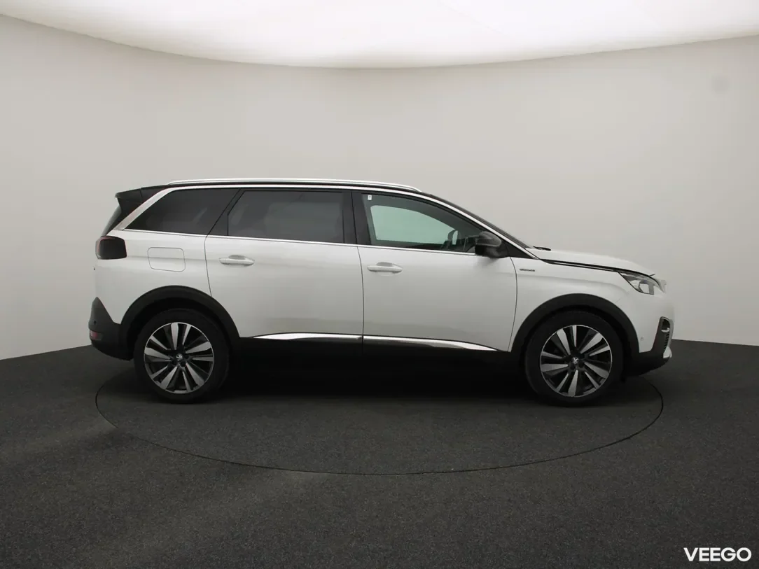 Peugeot 5008 1.2 96kW