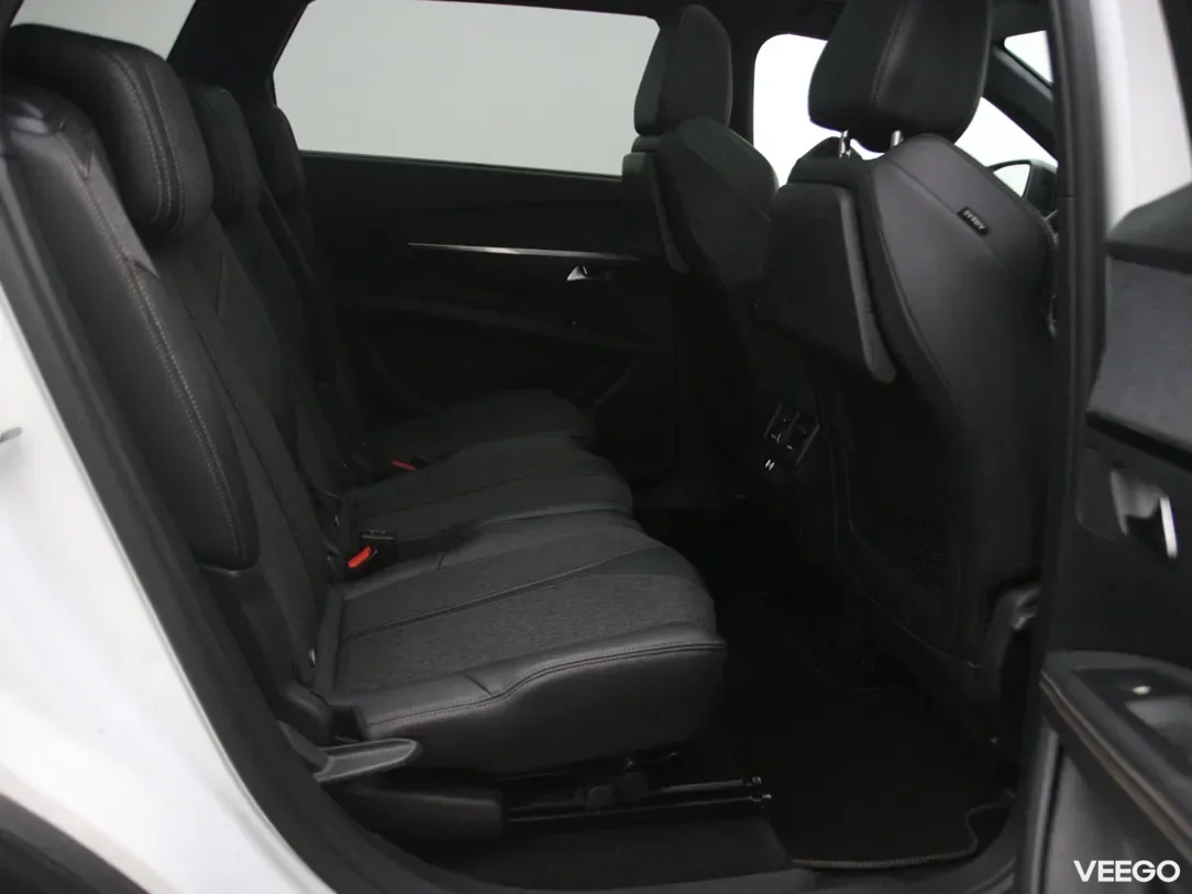 Peugeot 5008 1.2 96kW