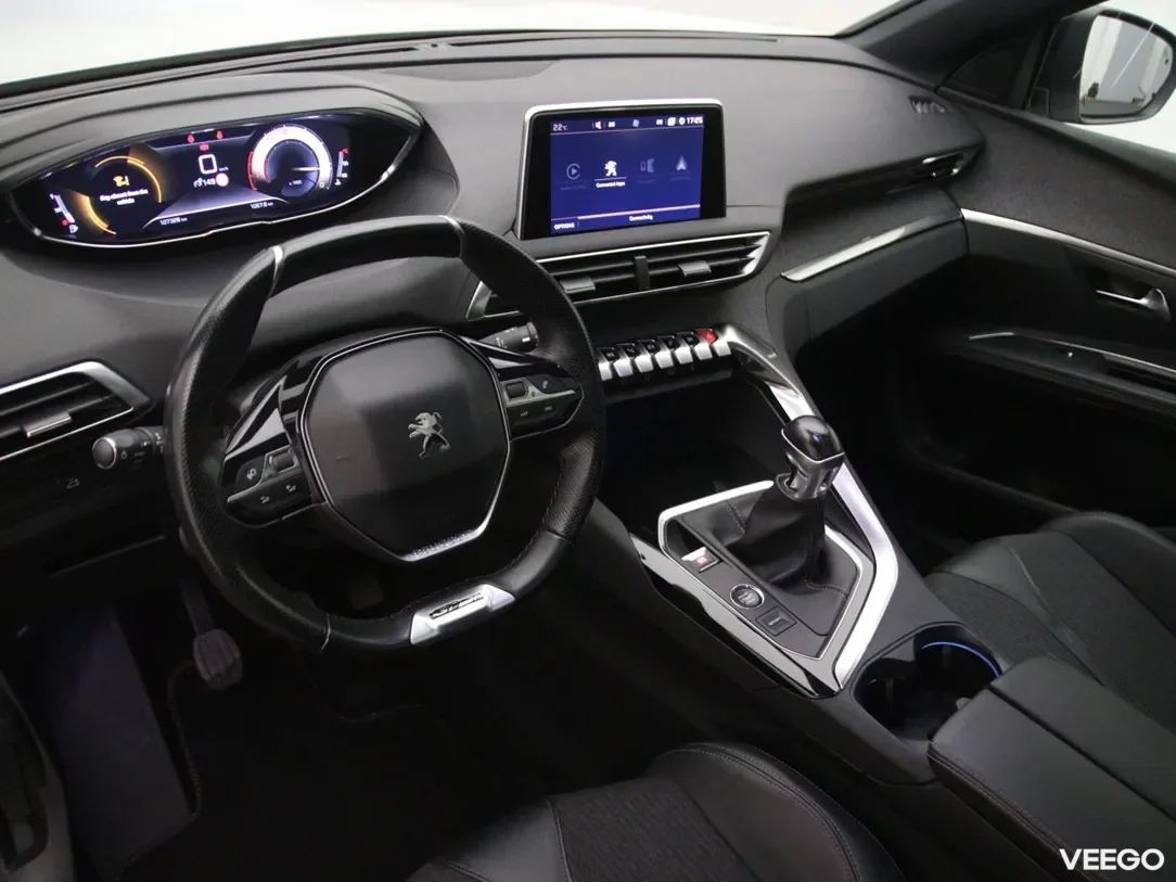 Peugeot 5008 1.2 96kW