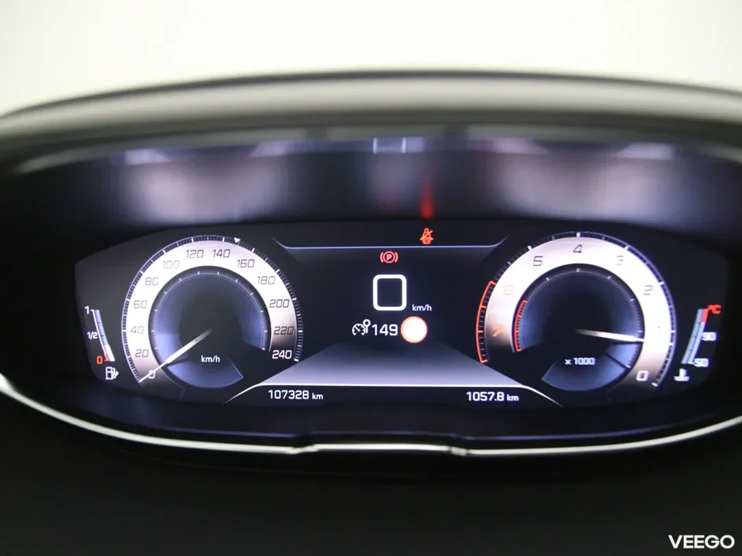 Peugeot 5008 1.2 96kW