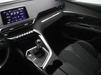 Peugeot 5008 1.2 96kW thumbnail