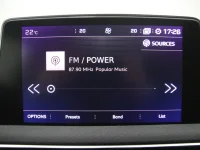 Peugeot 5008 1.2 96kW thumbnail