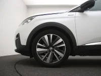 Peugeot 5008 1.2 96kW thumbnail