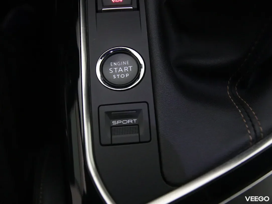 Peugeot 5008 1.2 96kW