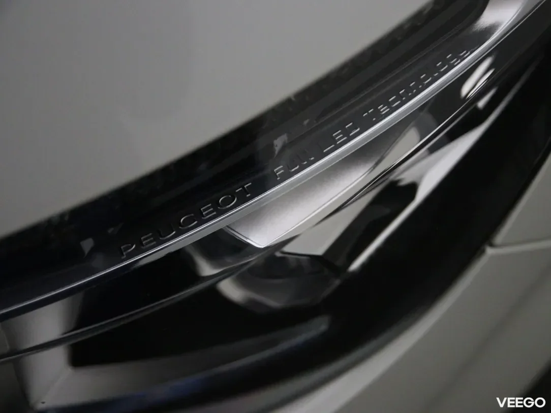 Peugeot 5008 1.2 96kW