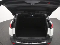 Peugeot 5008 1.2 96kW thumbnail