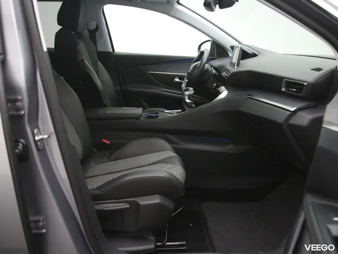 Peugeot 3008 1.2 96kW