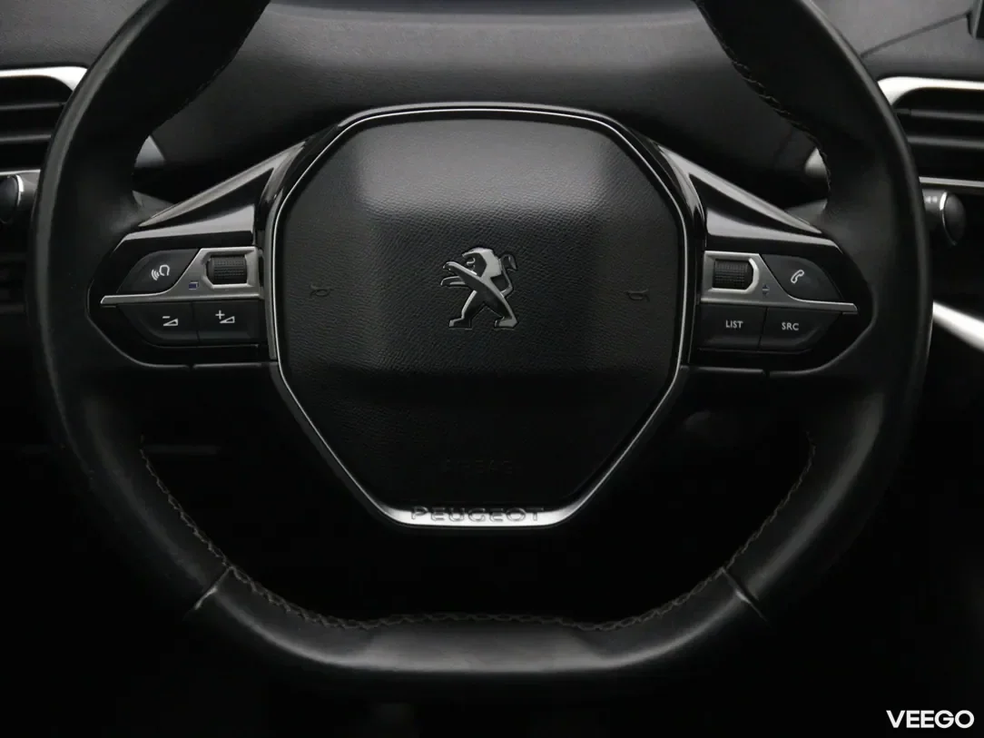 Peugeot 3008 1.2 96kW