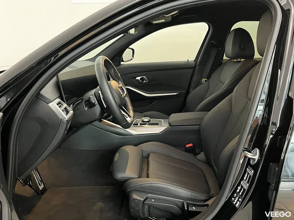 BMW 320 d xDrive Touring 4,95% ränta M Sport HiFi Drag 18"