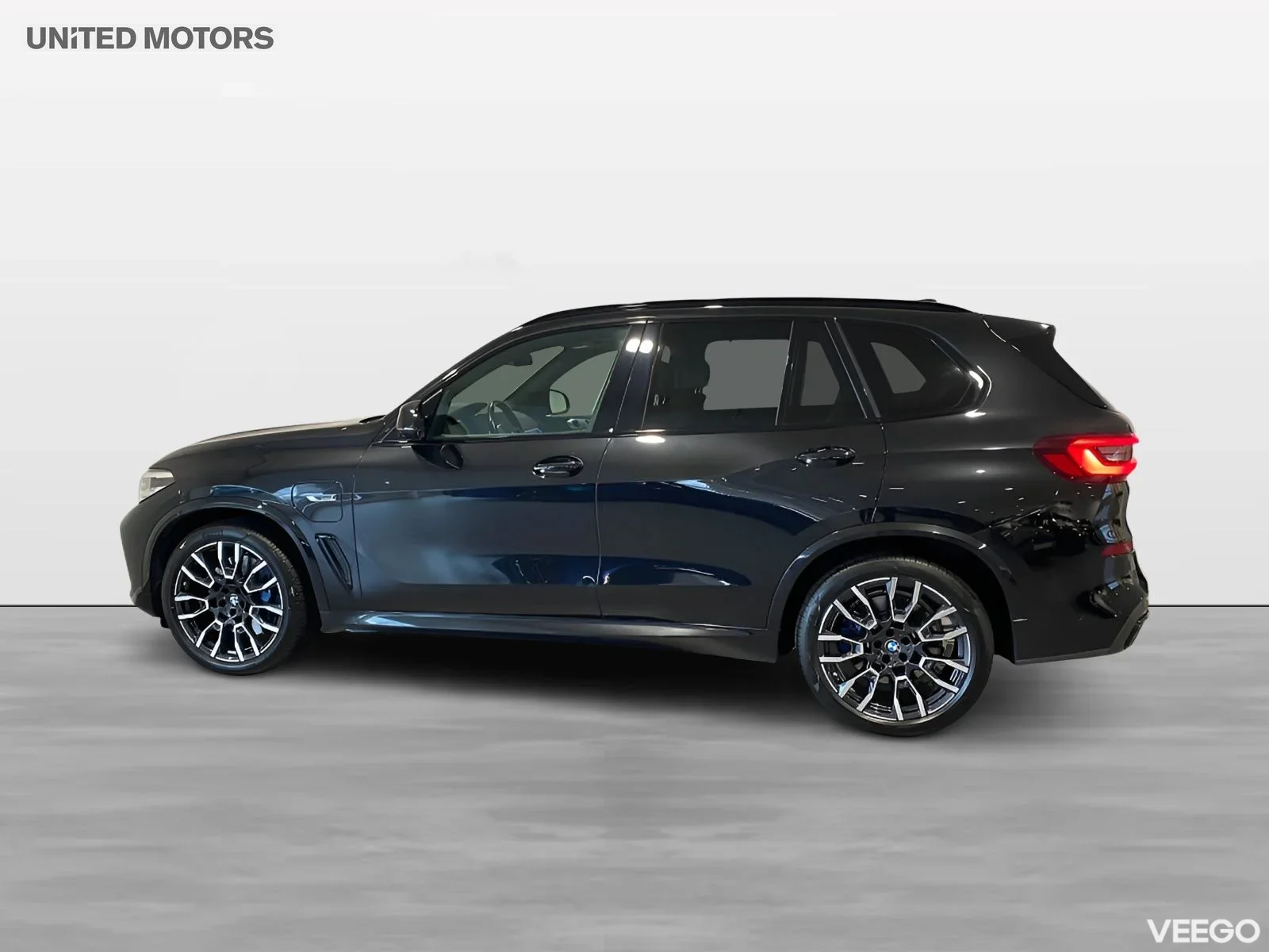 BMW X5 xDrive45e 4,95% ränta M-Sport Panoramatak Drag Keyless