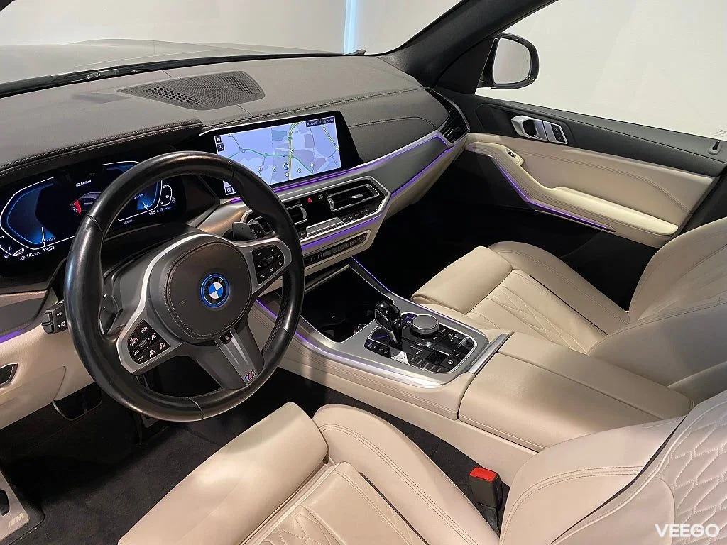 BMW X5 xDrive45e 4,95% ränta M-Sport Panoramatak Drag Keyless