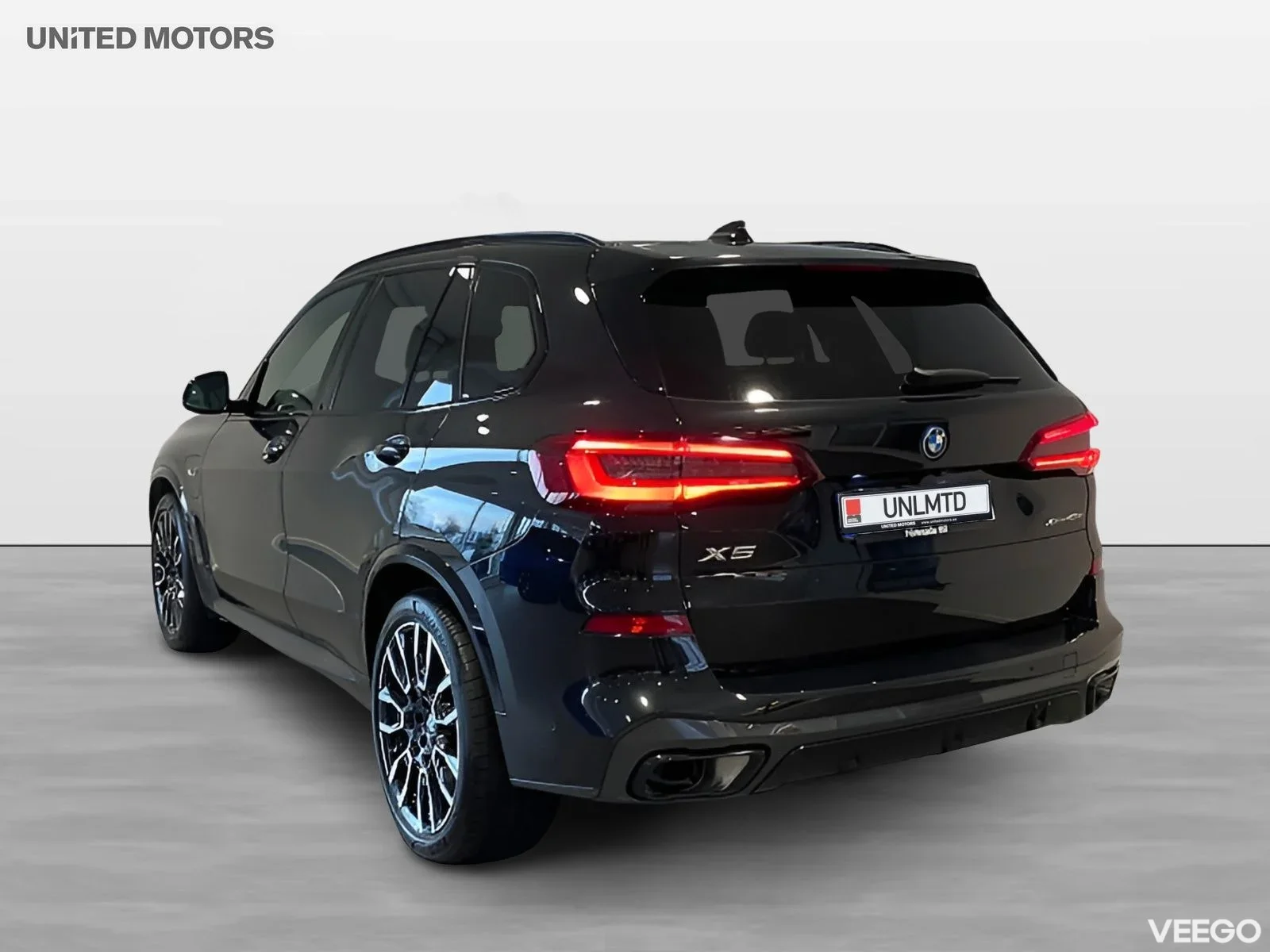 BMW X5 xDrive45e 4,95% ränta M-Sport Panoramatak Drag Keyless