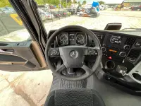 Mercedes-Benz Actros GCW 76 ton / RETARDER 460kW thumbnail