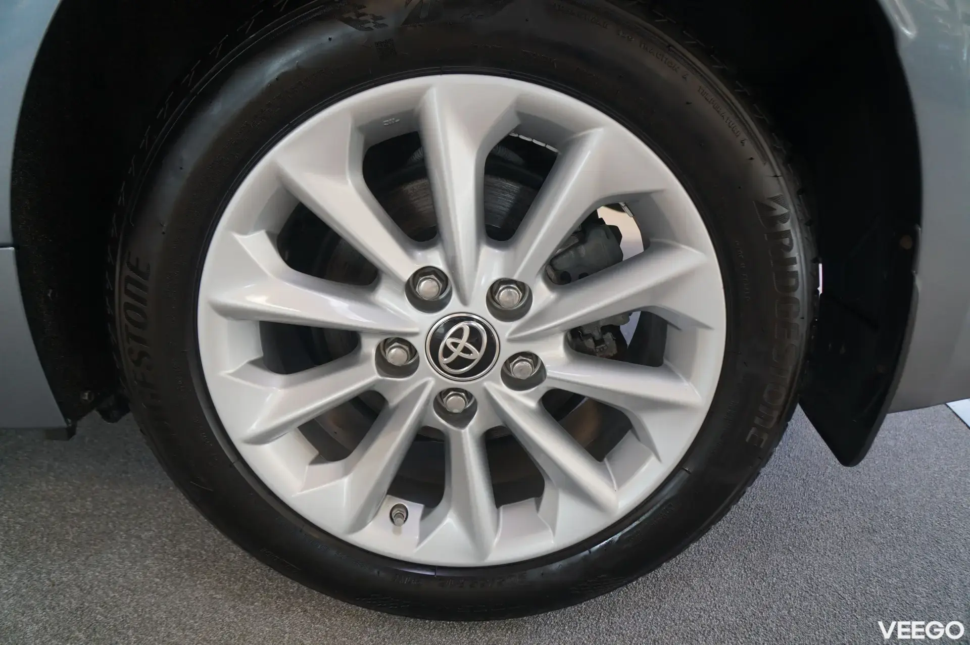 Toyota Corolla Hybrid Active e-CVT 1.8 72kW