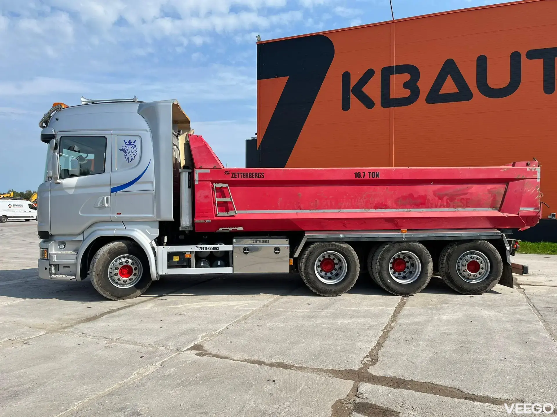 SCANIA R520 RETARDER / BOX L=6256 mm 382kW