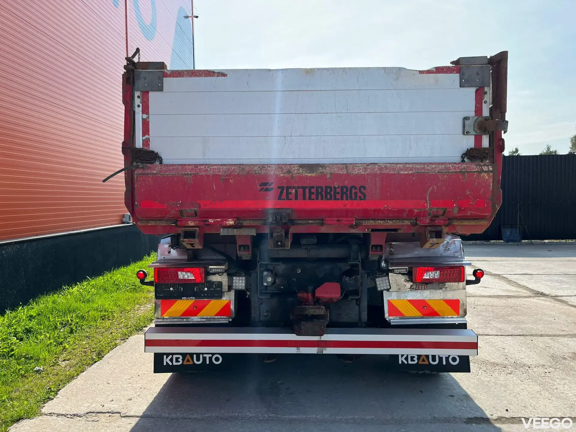 SCANIA R520 RETARDER / BOX L=6256 mm 382kW