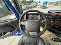 Volvo FH-480 HMF 2420-K5 YEAR 2011 / PLATFORM L=6403 mm  353kW thumbnail