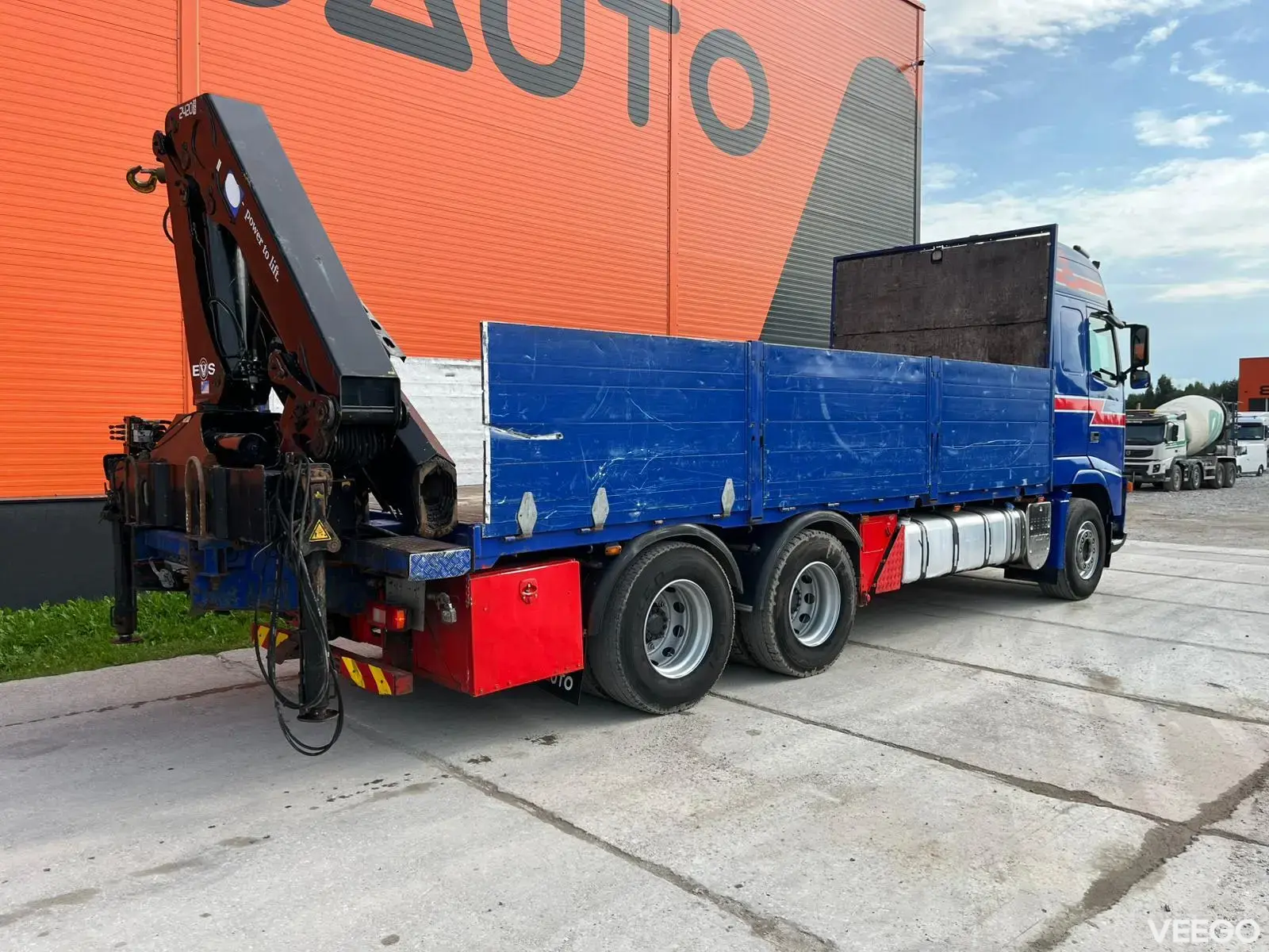 Volvo FH-480 HMF 2420-K5 YEAR 2011 / PLATFORM L=6403 mm  353kW