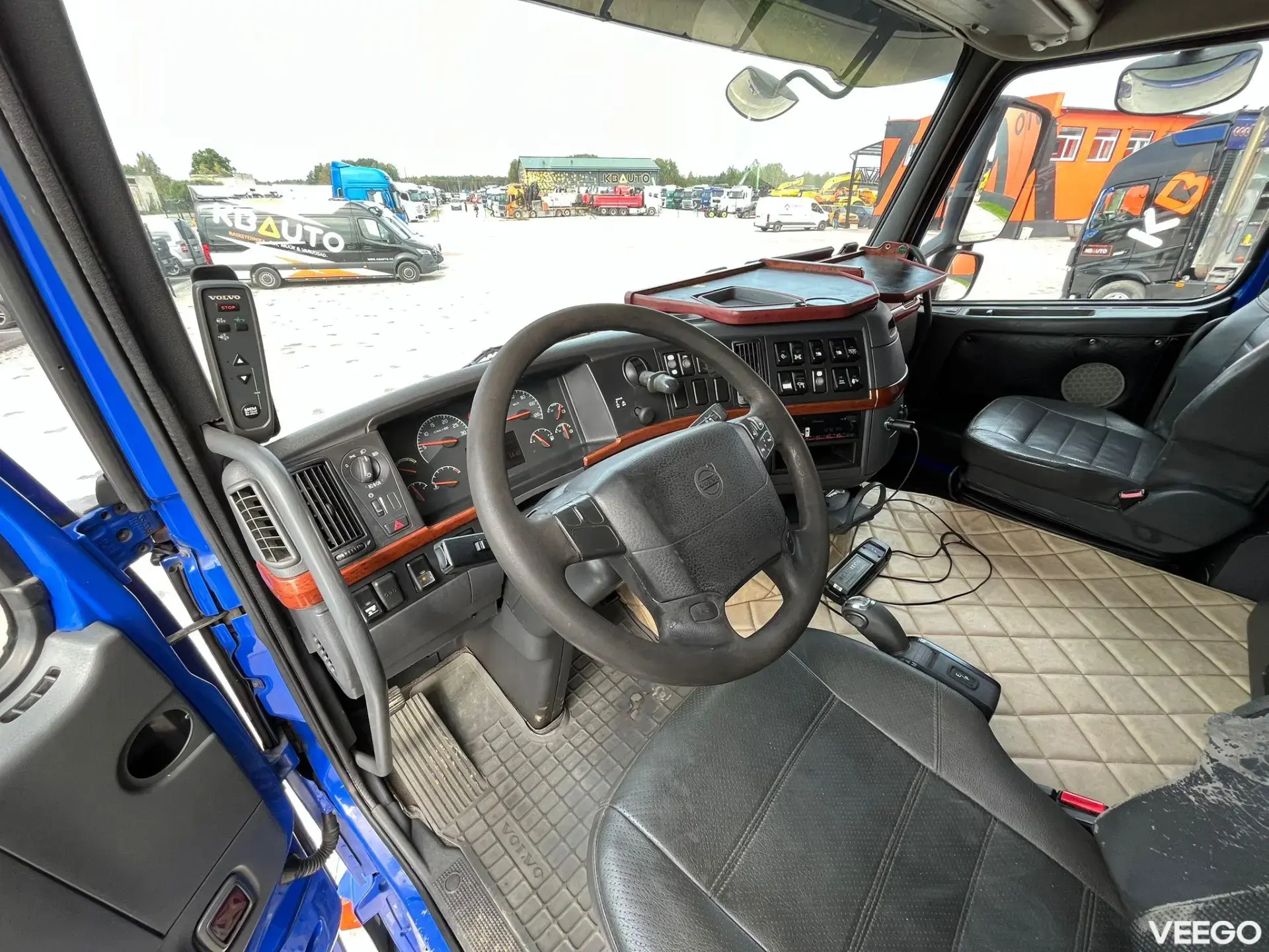 Volvo FH-480 HMF 2420-K5 YEAR 2011 / PLATFORM L=6403 mm  353kW