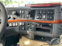 Volvo FH-480 HMF 2420-K5 YEAR 2011 / PLATFORM L=6403 mm  353kW thumbnail