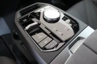 BMW iX xDrive60 4,95 ränta M Sport Pro H/K Drag Panorama thumbnail