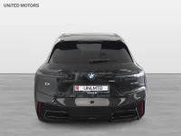 BMW iX xDrive60 4,95 ränta M Sport Pro H/K Drag Panorama thumbnail