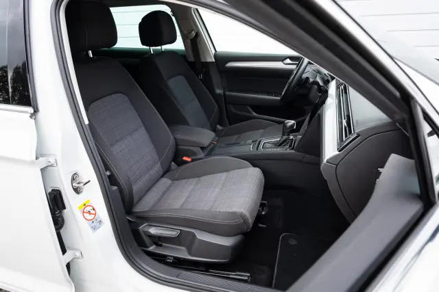 Image of Volkswagen Passat 140kW