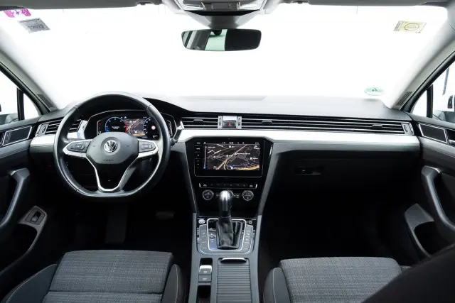 Image of Volkswagen Passat 140kW