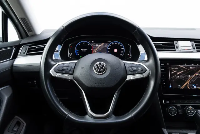 Image of Volkswagen Passat 140kW