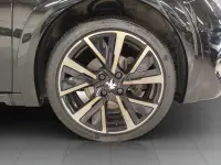 Peugeot 208 GT PureTech 100 AT8 74kW thumbnail