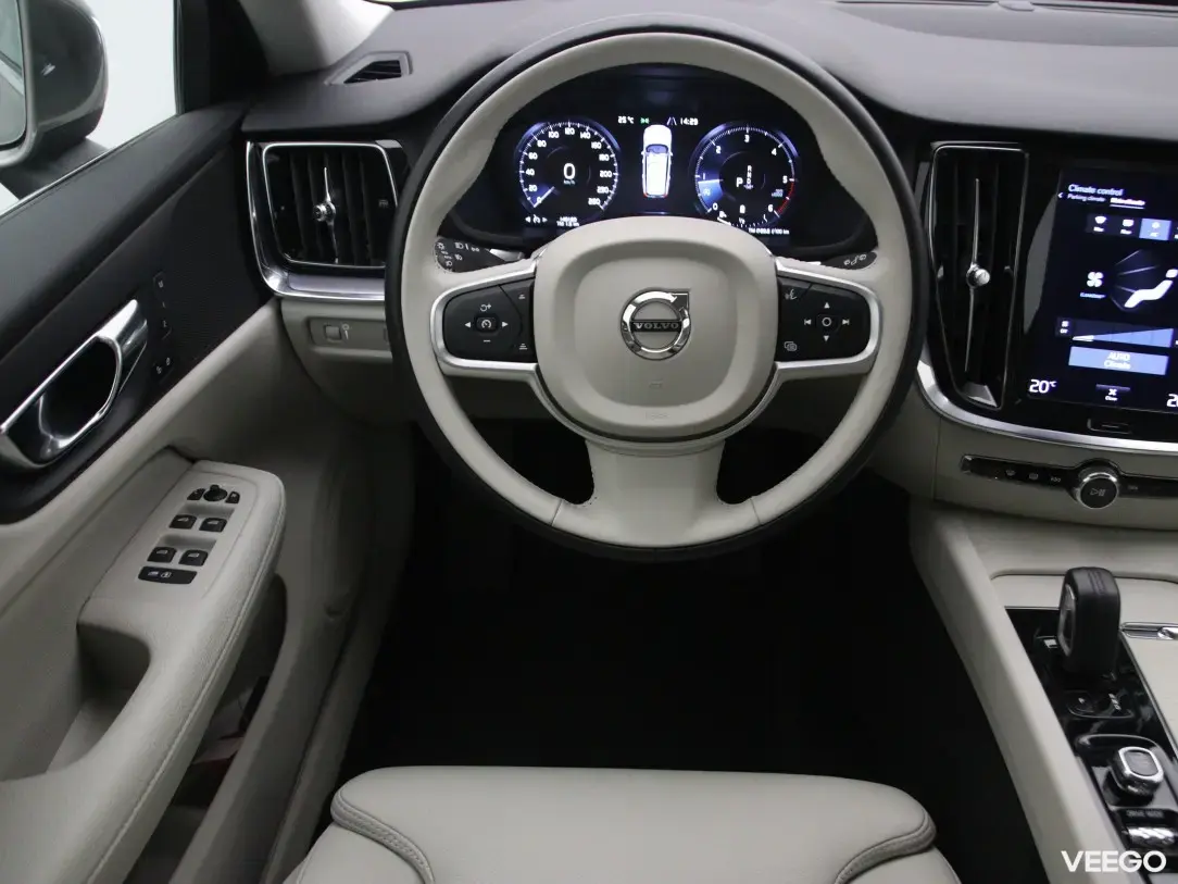 Volvo V60 2 145kW